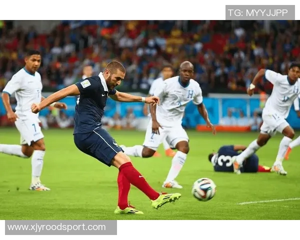 精彩足球瞬间的高清图片集锦与欣赏 精彩足球瞬间的高清图片集锦与欣赏